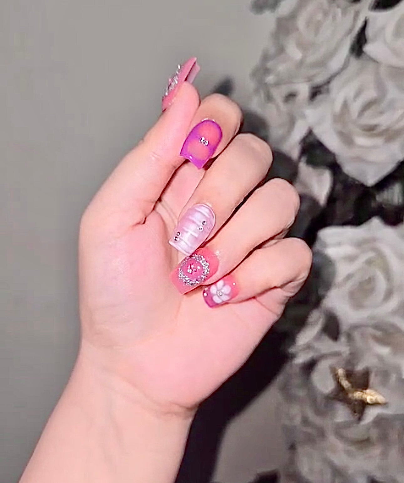 “Pink Fantasy – Bow, Bloom & Shine Nails”