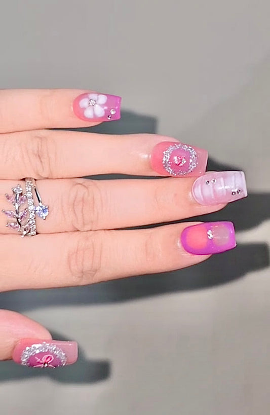 “Pink Fantasy – Bow, Bloom & Shine Nails”